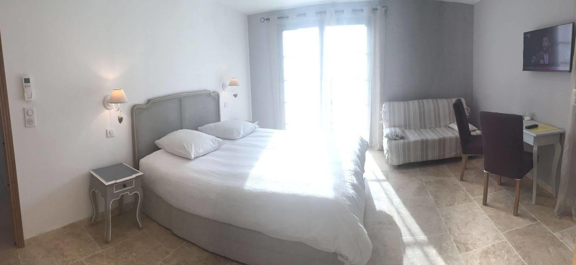 Etoile De Saint Paul Apartment ภายนอก รูปภาพ
